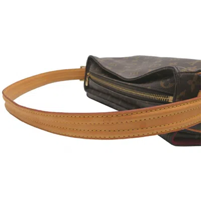 Pre-owned Louis Vuitton Brown Monogram Monogram Shoulder Bag ()