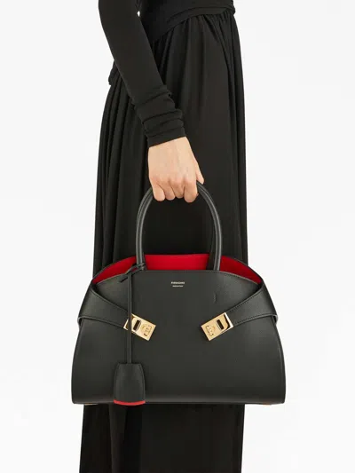 Ferragamo Women Hug Small Leahter Tote Bag In Black