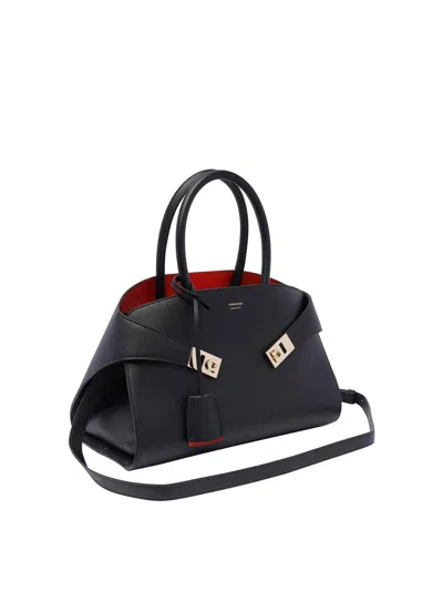 Ferragamo Women Hug Small Leahter Tote Bag In Black