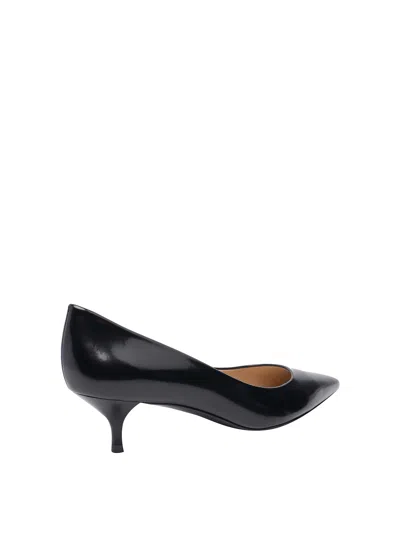 Stuart Weitzman Stuart Leather Kitten-heel Pumps In Black