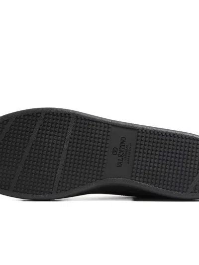 Valentino Royco Signature Brass Vlogo Low-top Sneakers