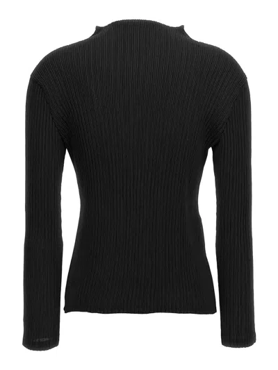 Issey Miyake Black Hatching Pleats Top In Black