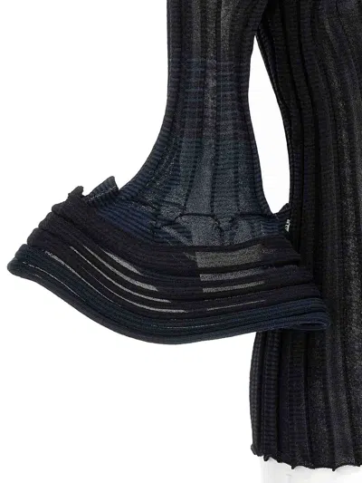 Issey Miyake Blue Asagao Top In Black