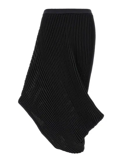 Issey Miyake Asymmetric Skirt In Black