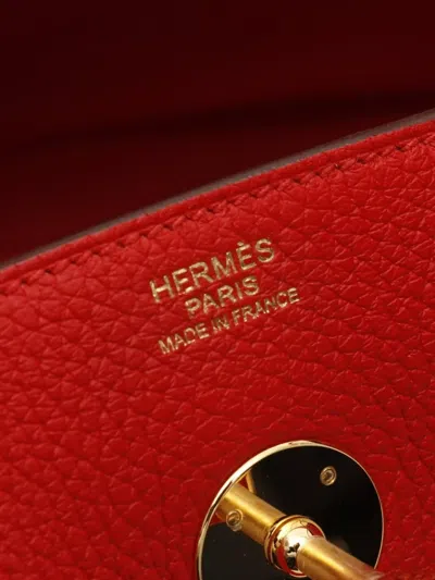 Pre-owned Hermes 2021 Lindy 30 Shoulder Bag In Red