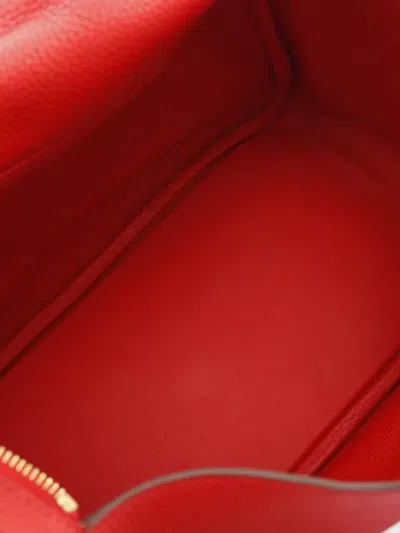 Pre-owned Hermes 2021 Lindy 30 Shoulder Bag In Red