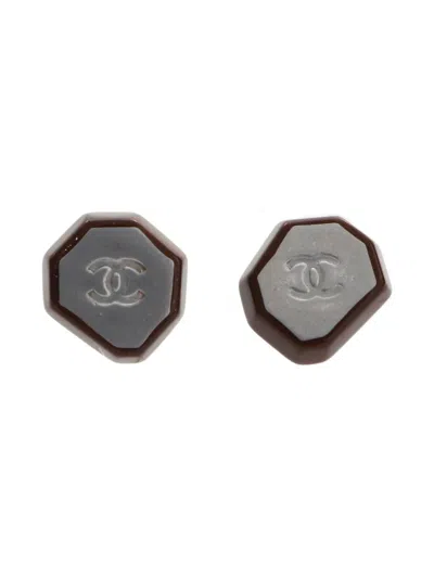 Pre-owned Chanel 1990 Cc Mark Earrings In Silver