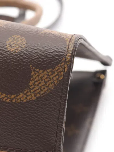 Pre-owned Louis Vuitton 2021 On-the-go Mm Two-way Handbag In Brown