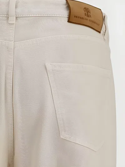 Brunello Cucinelli Comfortable Fit Dyed Jeans With Turn-up Hems In Neutral