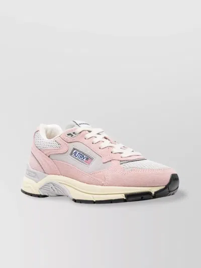 Autry Low Hyperway Wom Sneakers With Mesh Panels In Pink