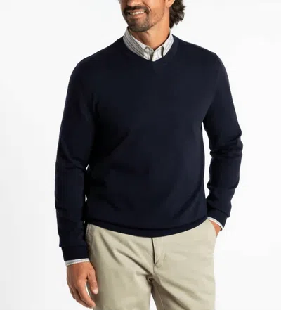 Duck Head Buckley V-neck Sweater In Navy In Blue