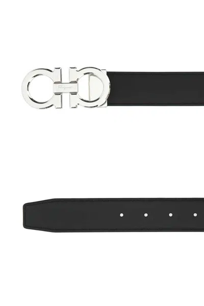 Ferragamo Adjustable Reversible Leather Belt With Textured Finish In Black