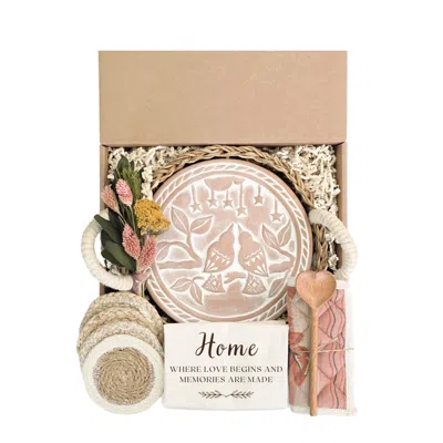 Korissa Neutrals Bread Warmer Gift Box With Pot Holder, Tea Towel And Spoon - Lovebirds Round