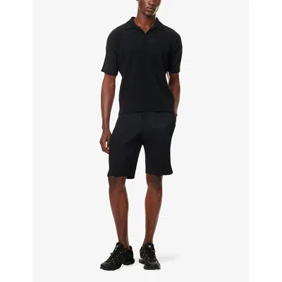 Issey Miyake Ns Black Pleated Slim-fit Knitted Shorts In Black