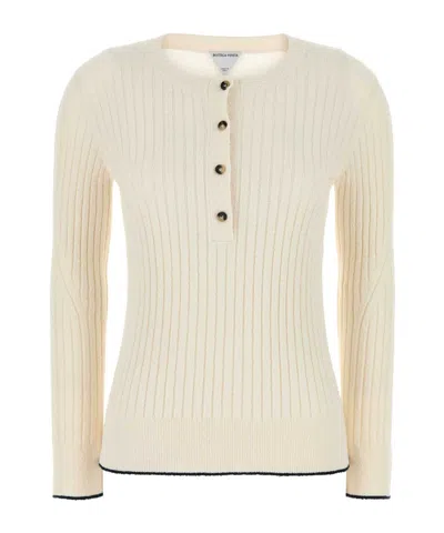 Bottega Veneta Long-sleeved Sweater In Neutral