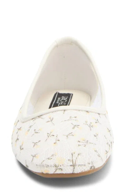 Rachel Rachel Roy Sheer Mesh Flat In White