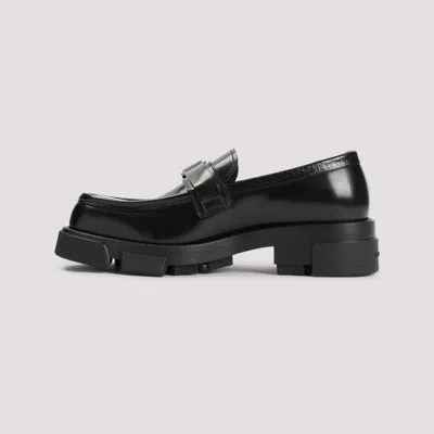 Givenchy Polished Black Bull Leather Loafers With Chunky Sole In Black