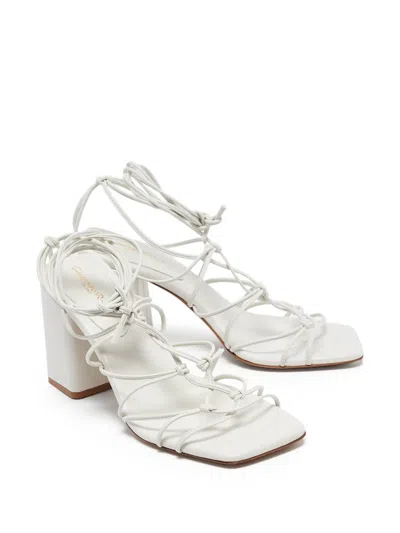 Pre-owned Gianvito Rossi  95mm Minas Block-heel Sandals In White