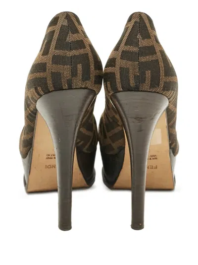 Pre-owned Fendi Monogram Heeled Pumps In Brown