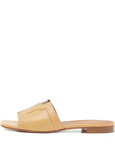 Pre-owned Malone Souliers  Leather Flat Sandals In Neutral