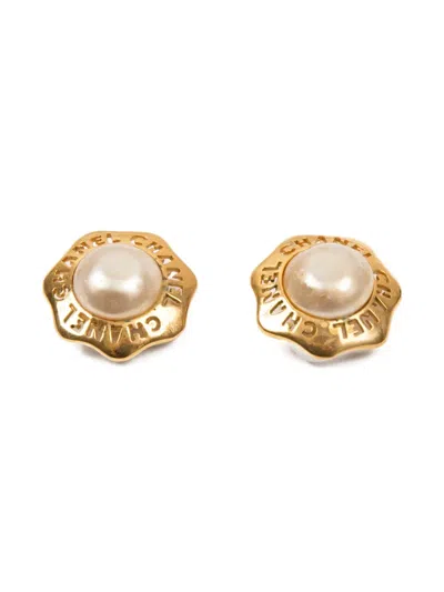 Pre-owned Chanel 1980s Pearl-embellished Round-logo Earrings In Gold