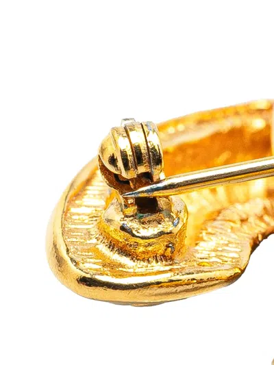 Pre-owned Chanel 20th Century Gold Plated Cc Quilted Brooch Costume Brooch