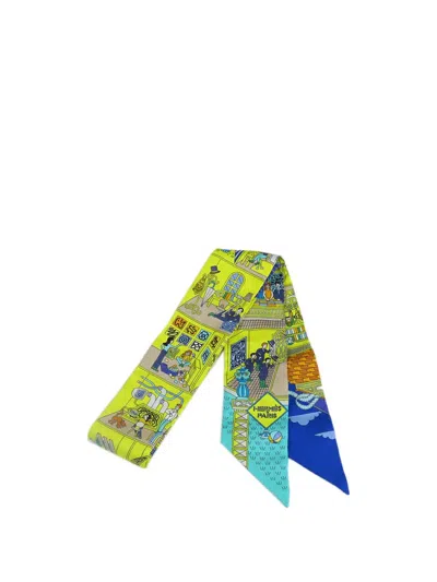 Pre-owned Hermes 2000-2025 La Maison Des Carres Silk Twilly Scarf Scarves In Green