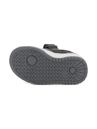 Bosswear Logo-print Trainers In Gray