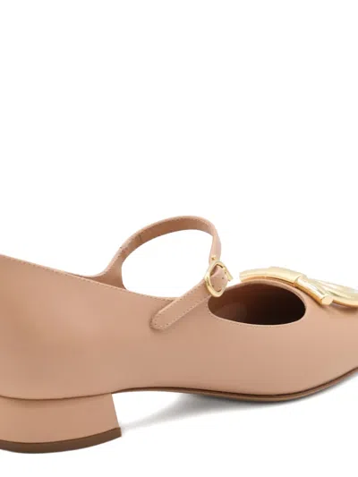Ferragamo 'marry' Heel In Neutral