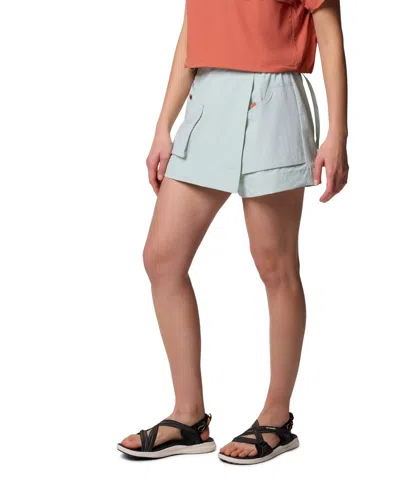 Columbia Women's Cove Beach Utility Skort In Green