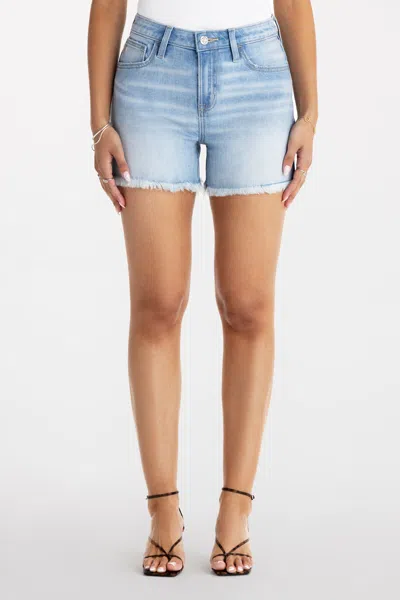 Miss Me Emery Shorts - 33 / 4.5" / Light Wash