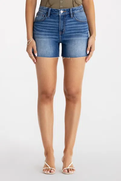 Miss Me Devin Shorts - 33 / 4.5" / Medium Wash