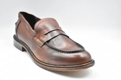 Ernesto Dolani Round Toe Low Shoes In Sigaro In Brown