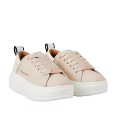 Alexander Smith Ecowembley Sneakers In Beige Vegetable Leather In White