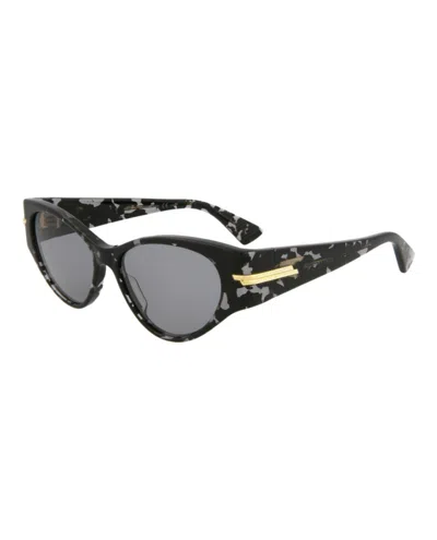 Bottega Veneta Bv1002s Cat-eye Acetate Sunglasses In Black