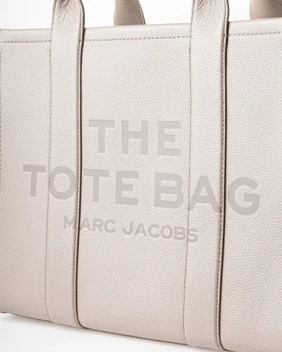 Marc Jacobs Grained Leather Light Gray Shopper Bag With Zip Closure
