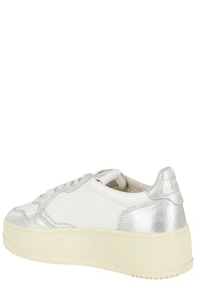 Autry White And Silver Low Top Platform Sneakers With Logo In Silver