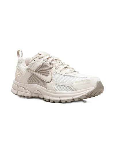 Nike Boys  Vomero 5 In White