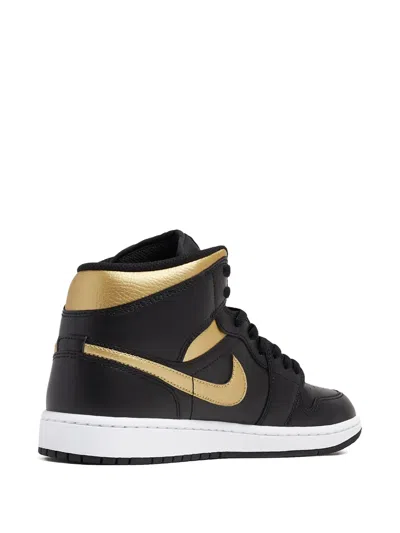 Nike Air Jordan 1 Retro Sneakers In Black
