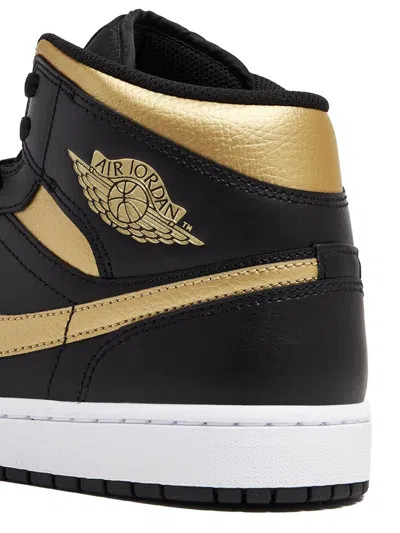 Nike Air Jordan 1 Retro Sneakers In Black