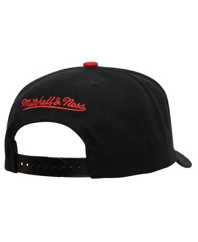 Mitchell & Ness Men's Black Chicago Bulls Core Pro Pinch Adjustable Hat