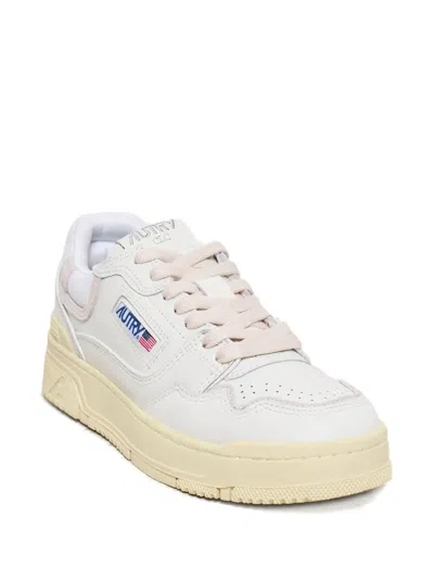 Autry Clc Sneakers In White