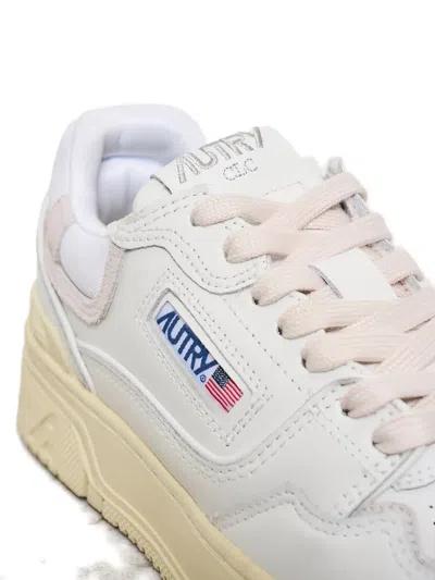 Autry Clc Sneakers In White