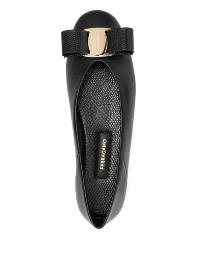 Ferragamo Leather Round Toe Ballerina Shoes With Bow Detail In Black