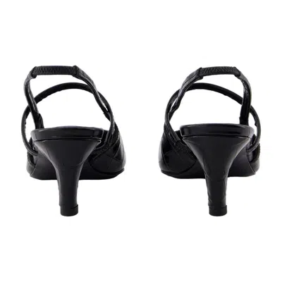 Totême Toteme The Sharp Slingback