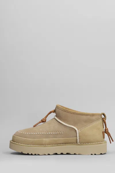 Ugg Ultra Mini Crafted Low Heels Ankle Boots In Beige Suede In Neutral