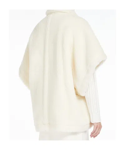 Max Mara Cape In Alpaca And Wool Teddy Fabric In White