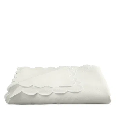 Matouk 1350 Savannah Gardens Round Tablecloth, 108 In White