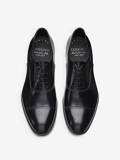Doucal's High-shine Black Oxford Shoes With Lace-up Fastening In Black
