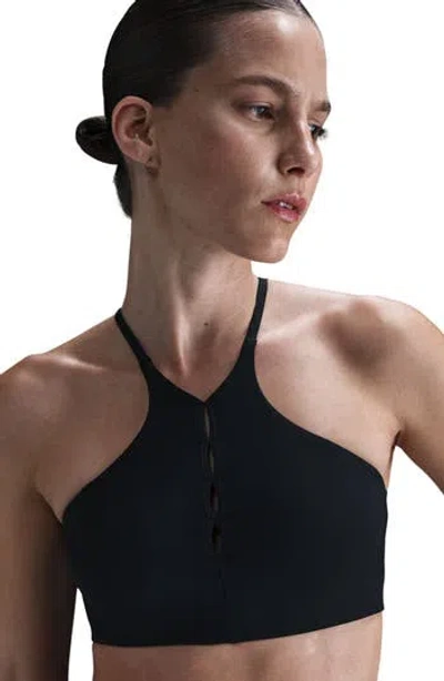 Nike Keyhole Sports Bra In Black